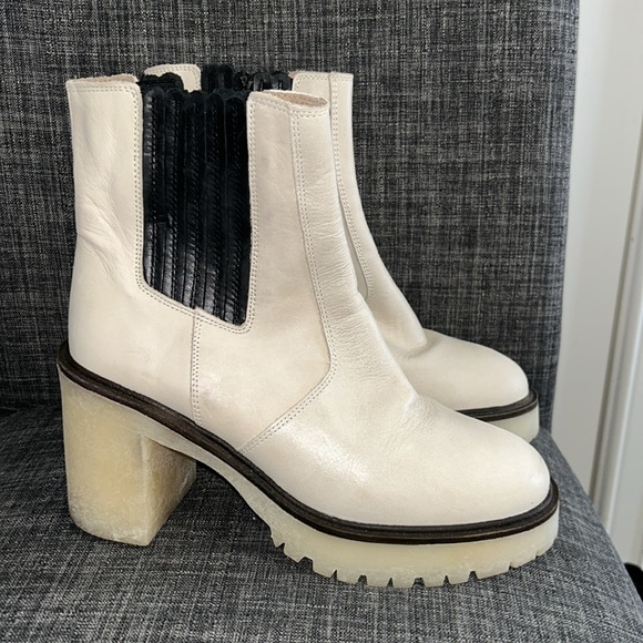 NWOB Free People James Leather Chelsea Ankle Boot Size 38.5 - Picture 2 of 6